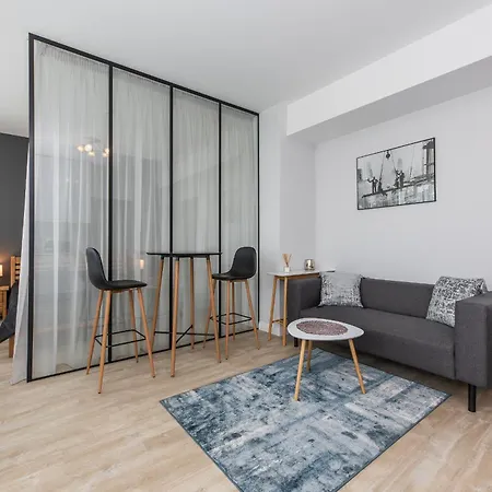 Place On The Apartment *