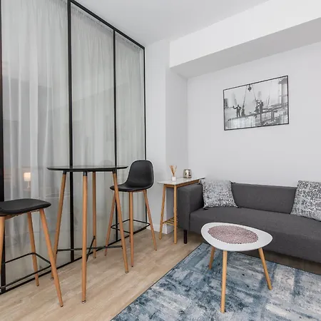 Apartment Place On The *